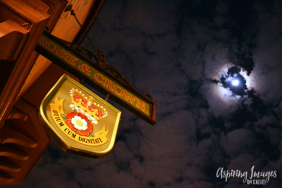 Rose_and_Crown_Moon